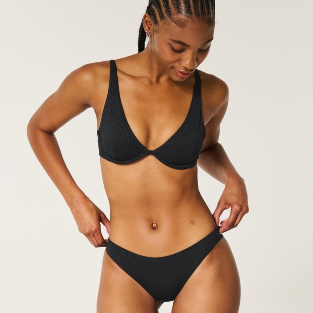 NWT Black Hollister Women's Swimwear Bikini Set